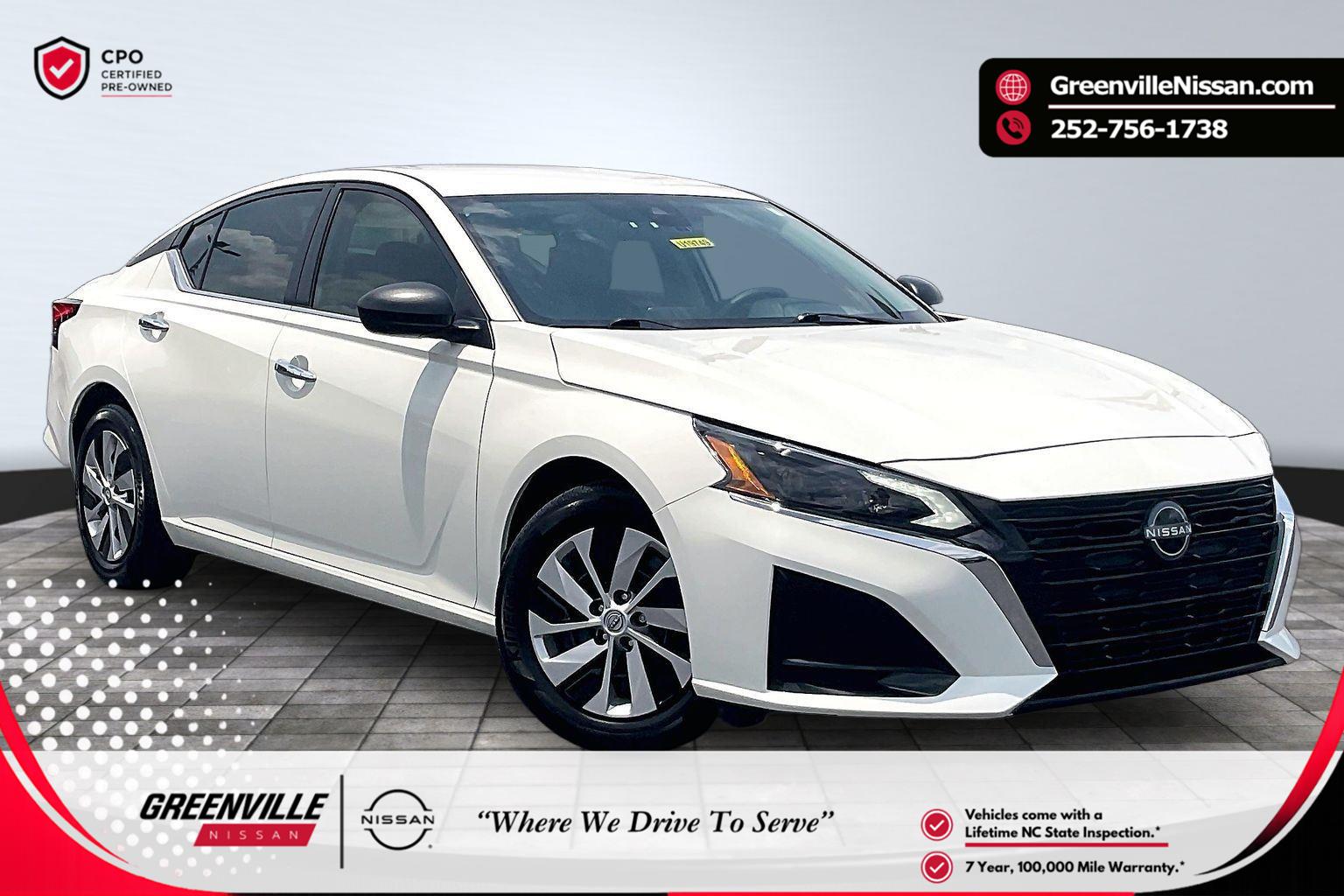 Glacier White 2025 Nissan Altima Sedan Front-Wheel Drive Continuously Variable Transmission