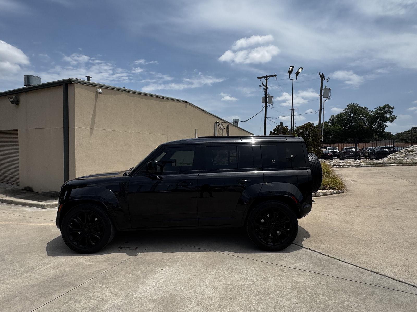 2026 Land Rover Defender SUV / Crossover All-Wheel Drive