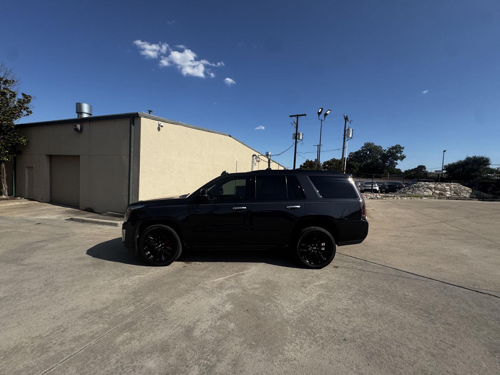 Silver 2019 Cadillac Escalade SUV / Crossover Four-Wheel Drive Automatic