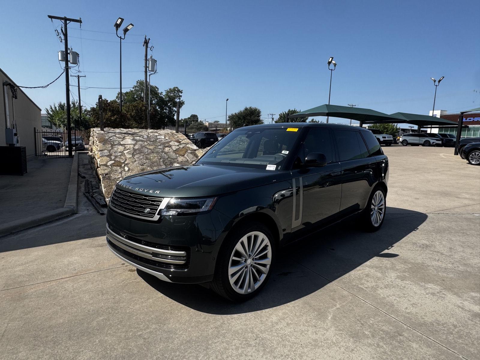 Belgravia Green 2025 Land Rover Range Rover SUV / Crossover All-Wheel Drive Automatic
