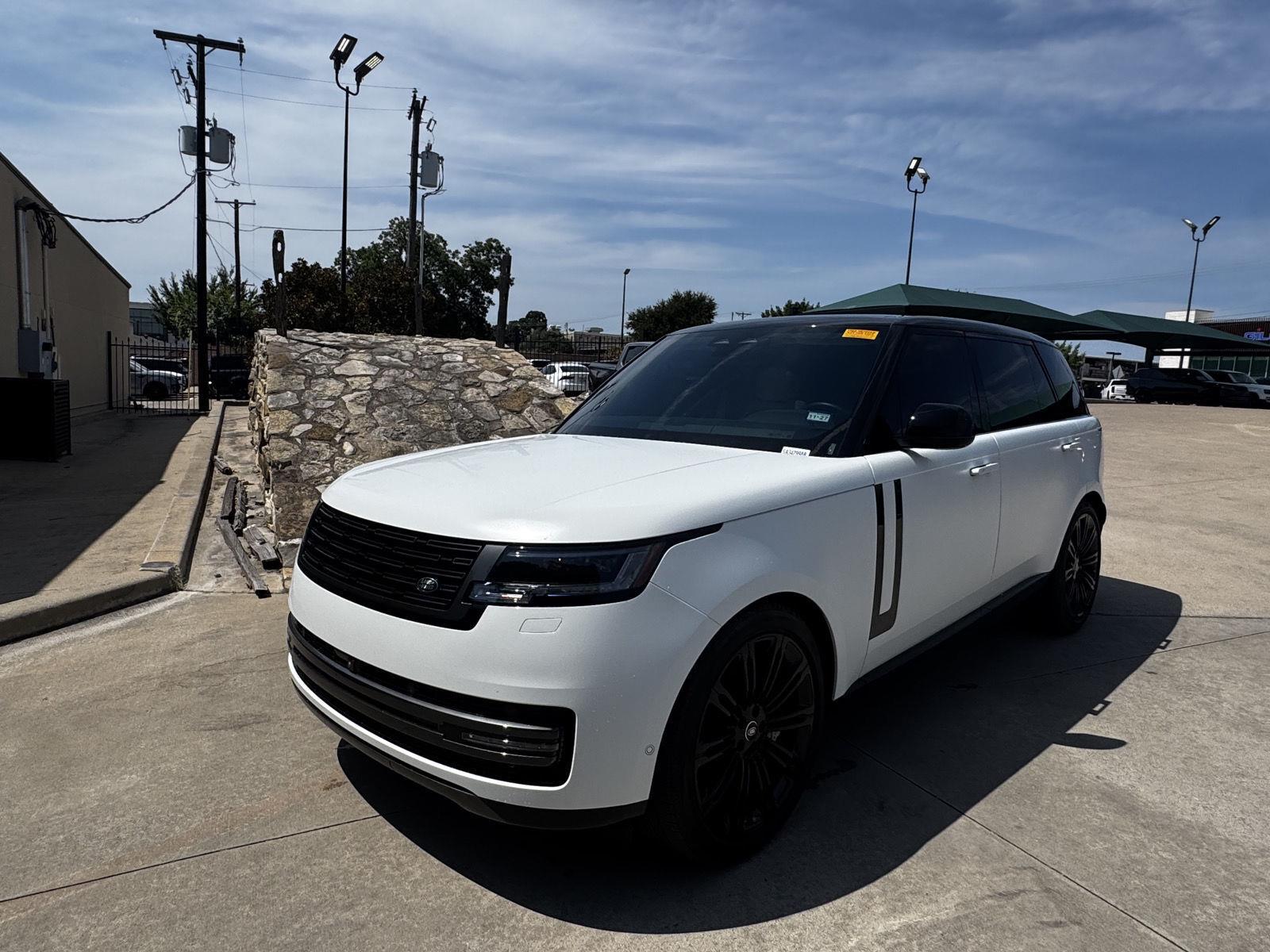 Fuji White 2025 Land Rover Range Rover SUV / Crossover All-Wheel Drive Automatic
