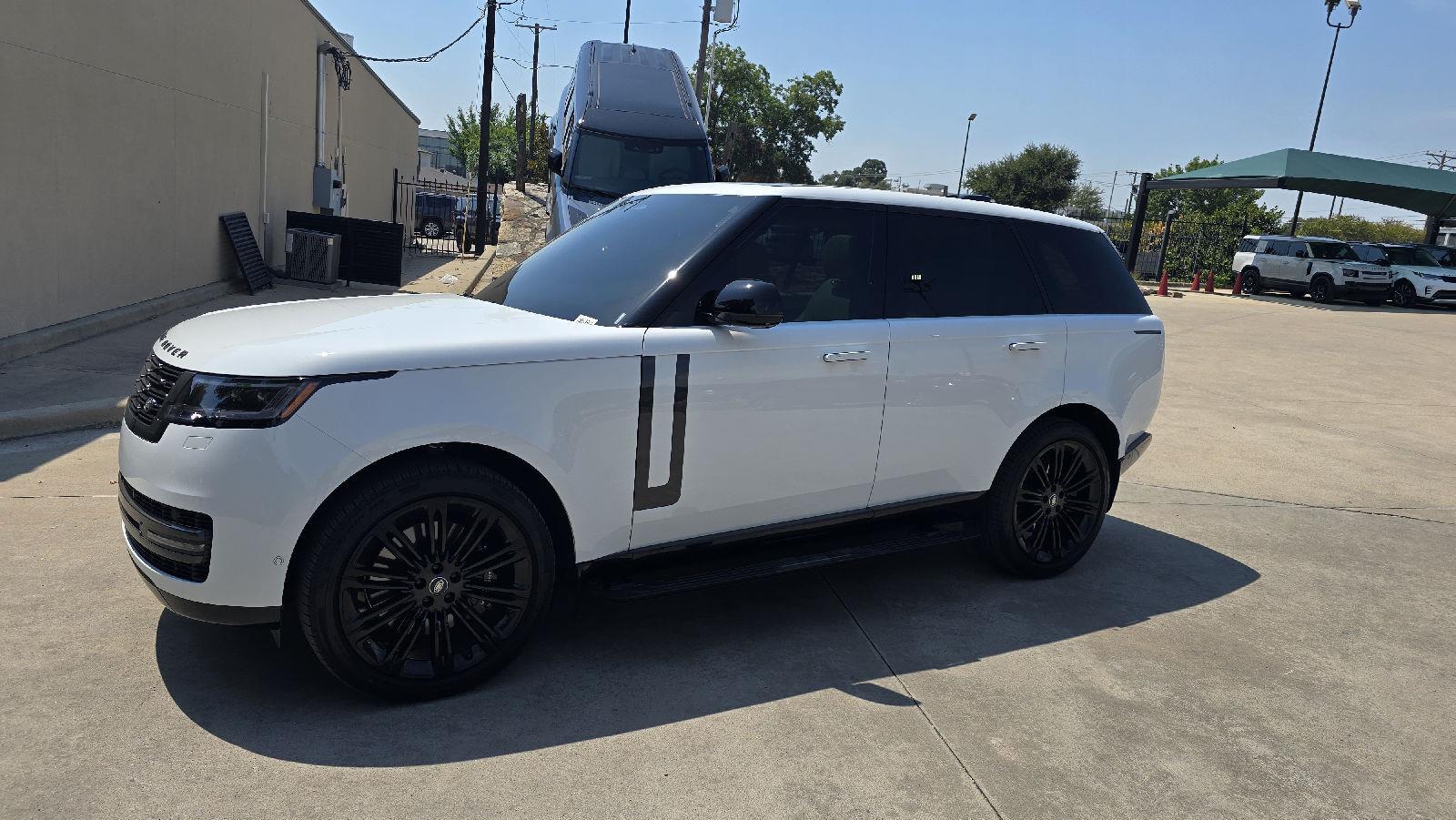 Fuji White 2025 Land Rover Range Rover SUV / Crossover All-Wheel Drive Automatic
