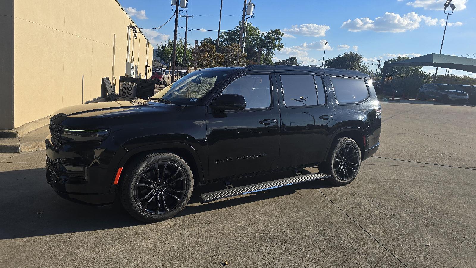Black 2023 Jeep Grand Wagoneer SUV / Crossover Four-Wheel Drive 8-Speed Automatic