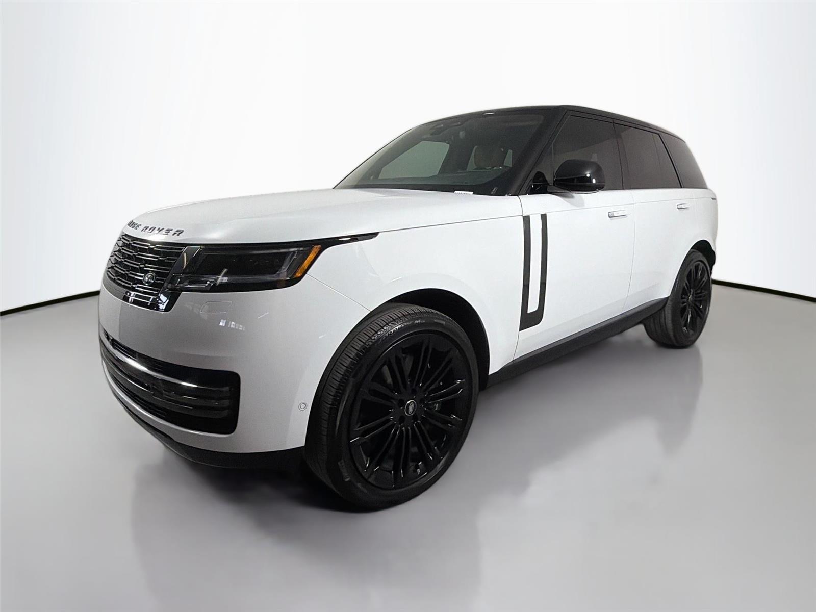 Fuji White 2025 Land Rover Range Rover P530 SE AWD SUV / Crossover All-Wheel Drive Automatic