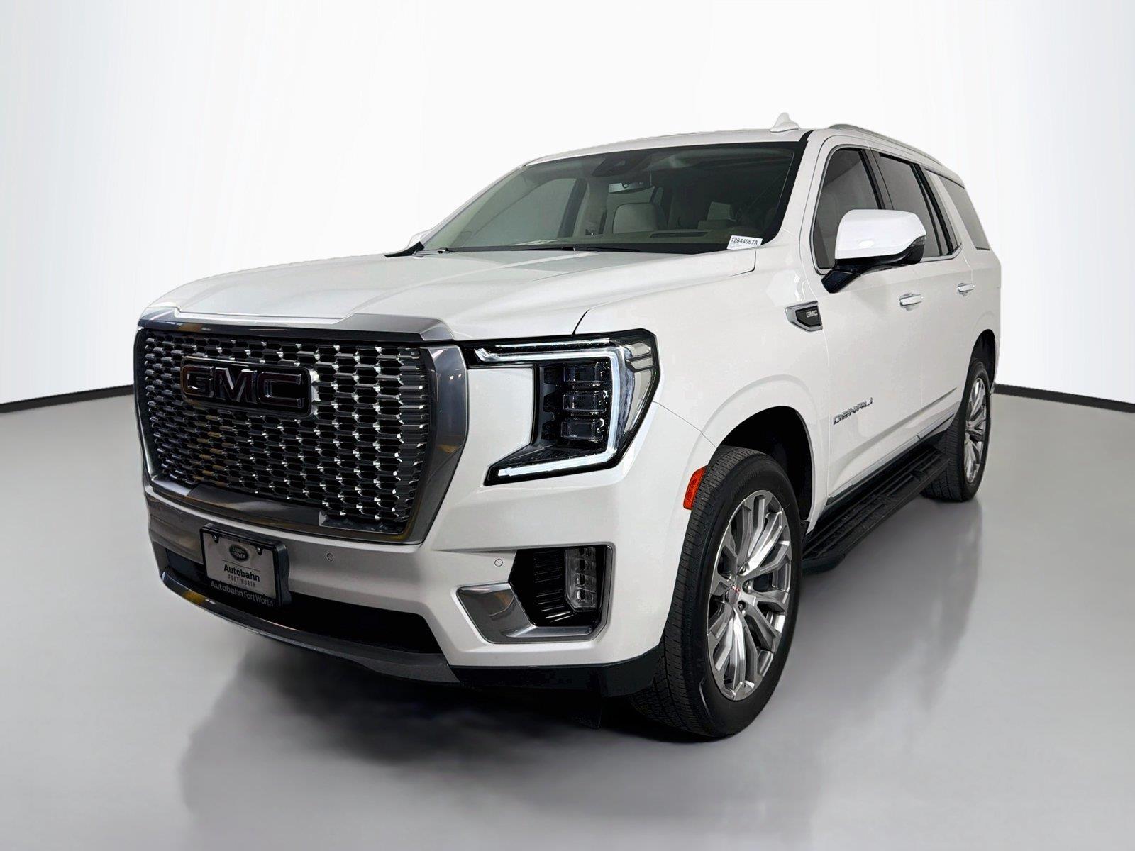 White Frost Tricoat 2023 GMC Yukon SUV / Crossover 4X2 Automatic