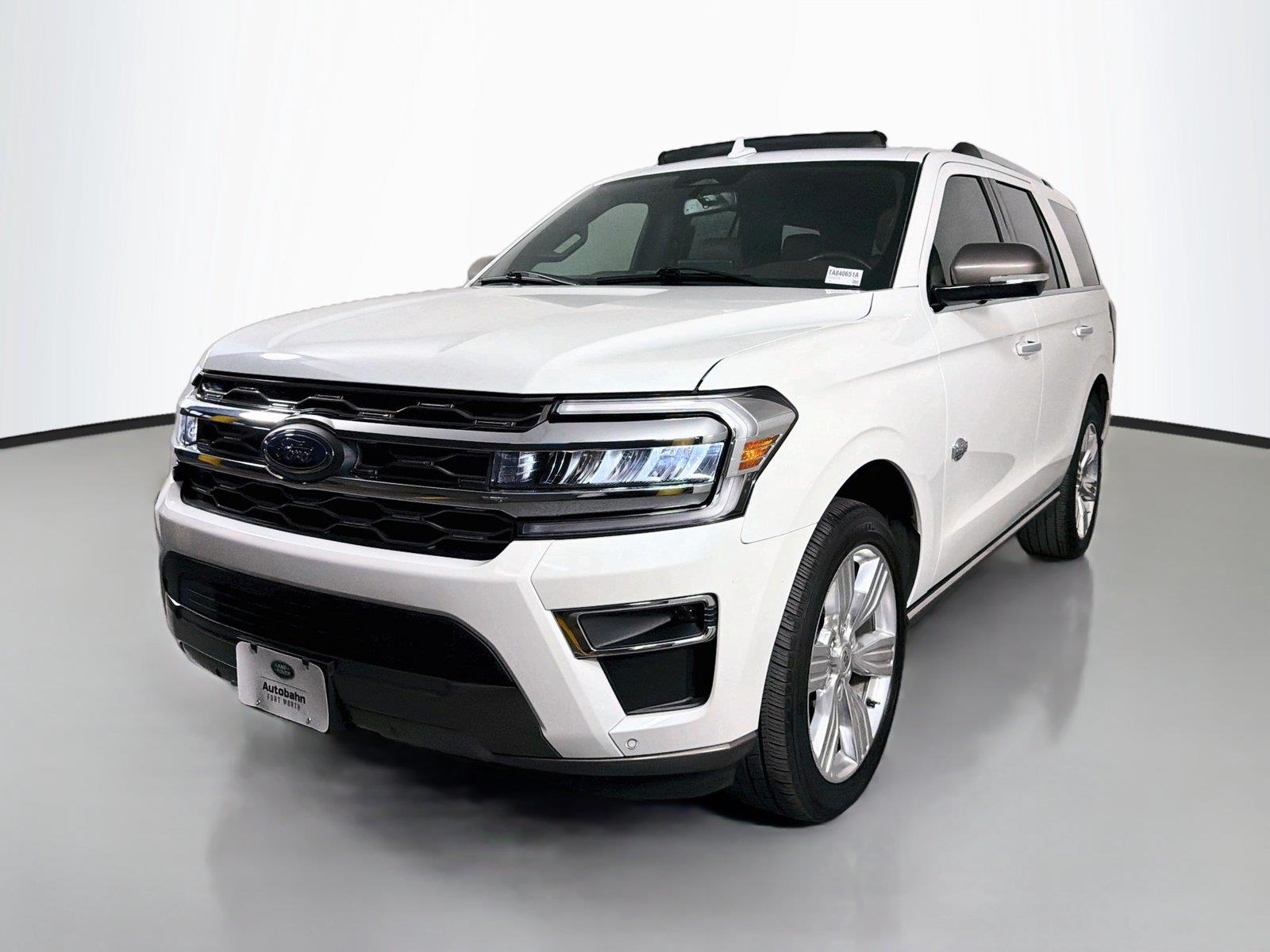 Star White Metallic 2024 Ford Expedition SUV / Crossover Four-Wheel Drive Automatic