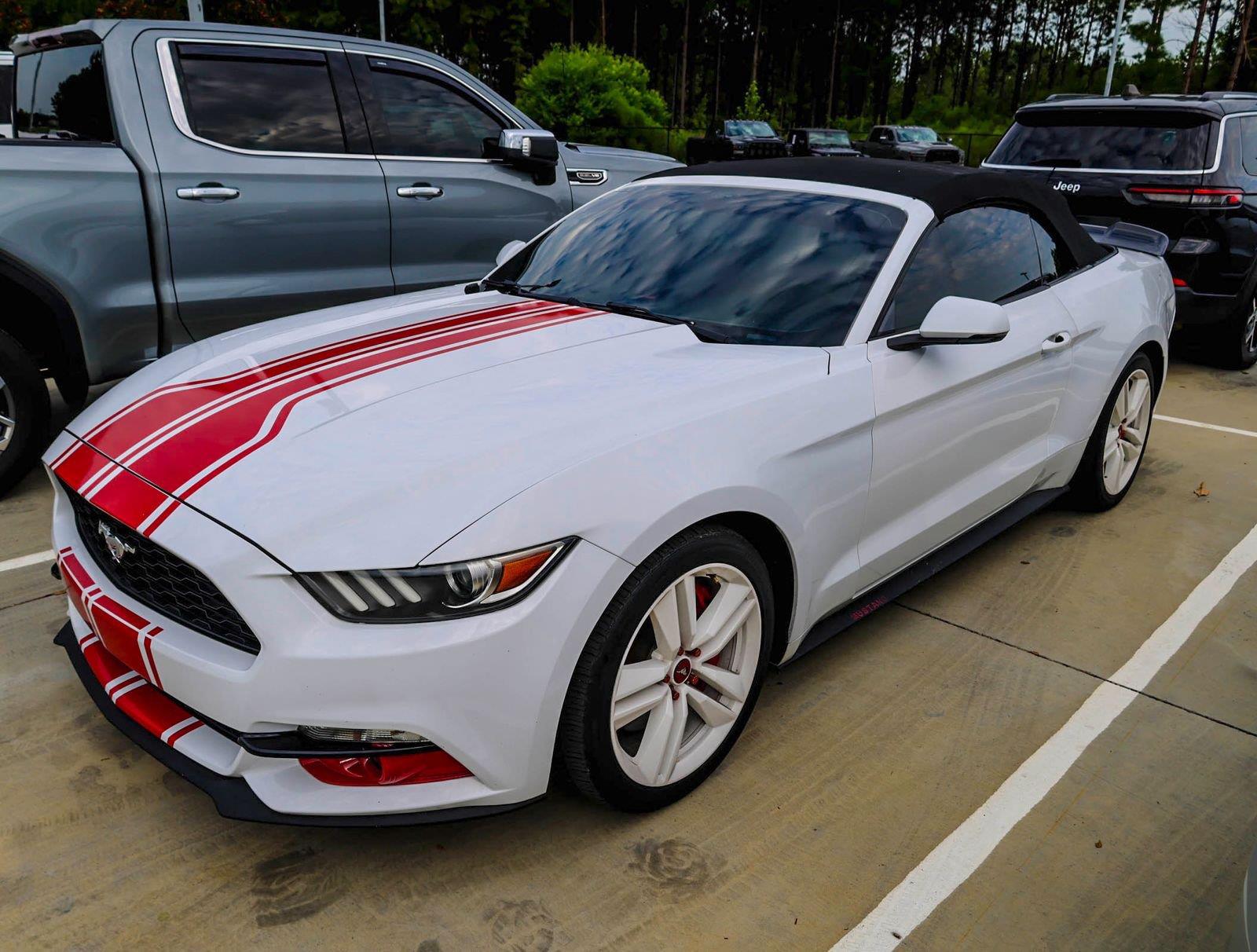 2015 Ford Mustang EcoBoost Premium Convertible RWD