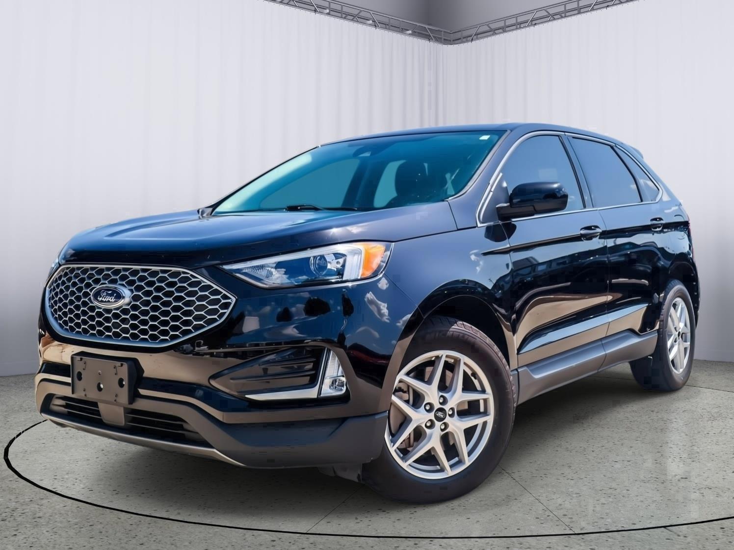  2023 Ford Edge SEL AWD   