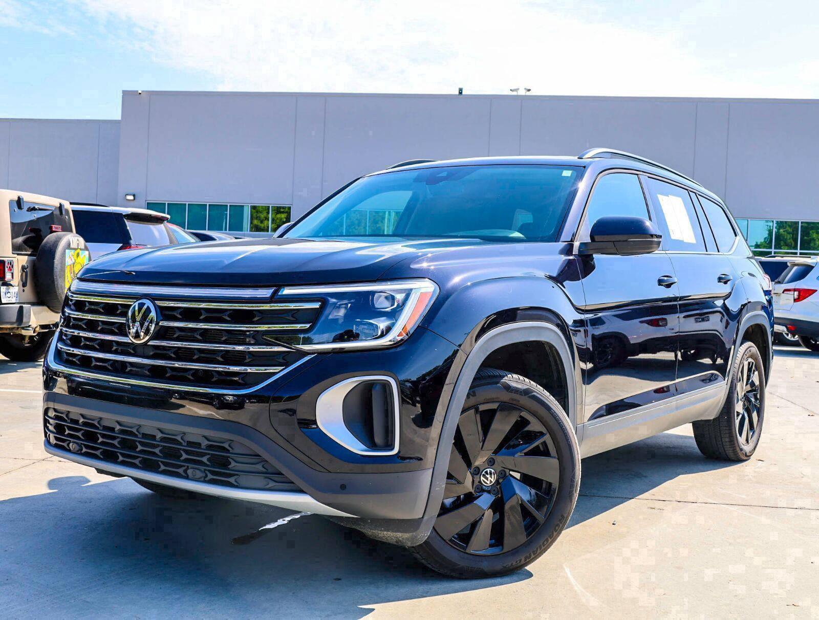 2025 Volkswagen Atlas Negro (Deep Black Pearl) SUV/Crossover Tracción delantera Automática