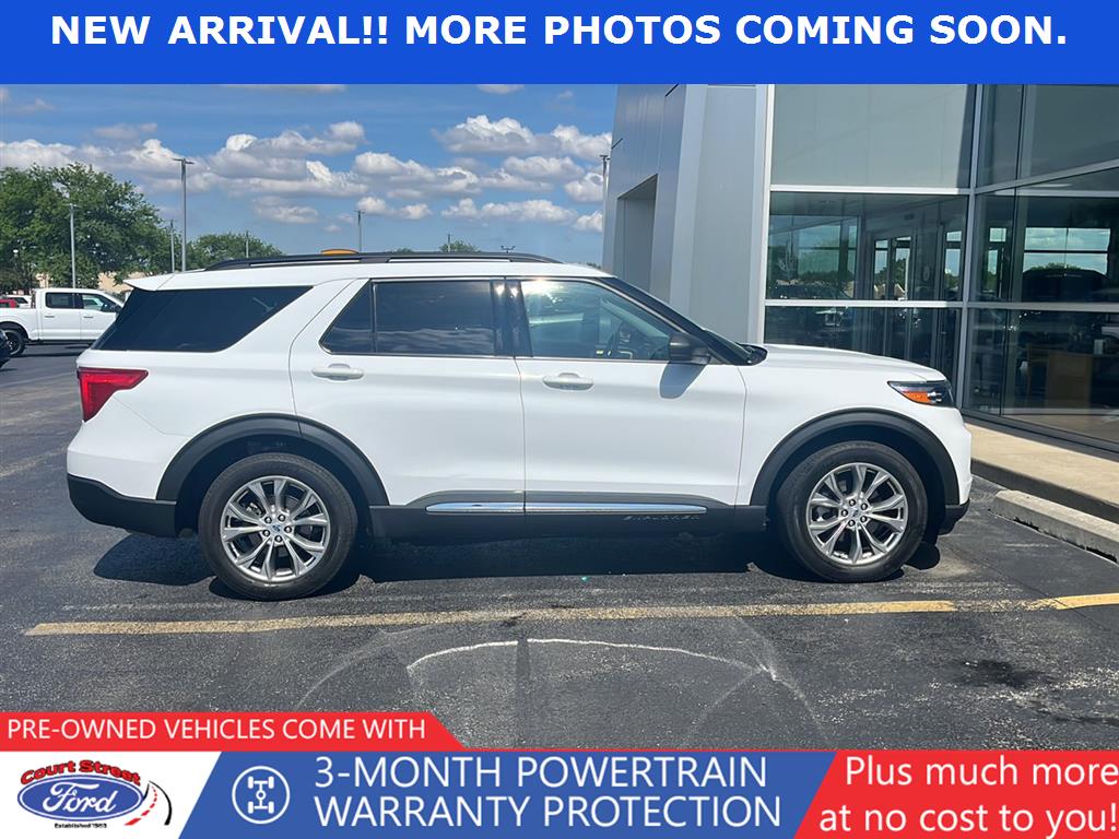 2021 Ford Explorer XLT 4WD's photo