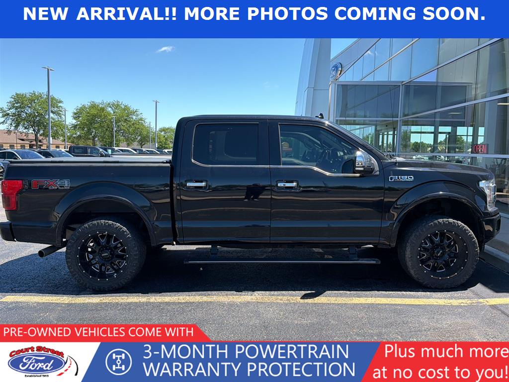 Shadow Black 2018 Ford F-150 Platinum SuperCrew 4WD Pickup Truck Four-Wheel Drive