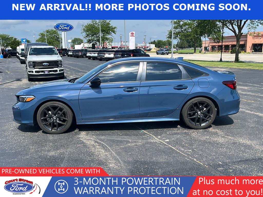 2025 Honda Civic Sport CVT's photo