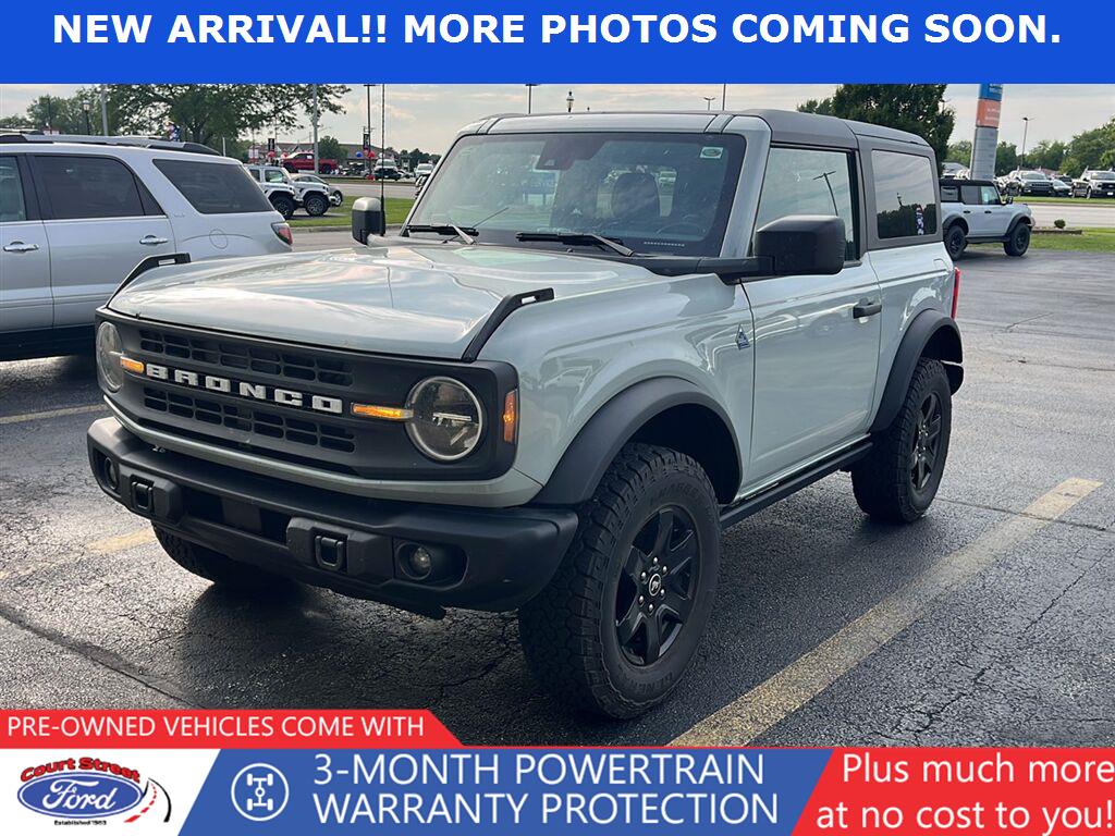 Cactus Gray 2024 Ford Bronco SUV / Crossover Four-Wheel Drive 7-Speed Manual