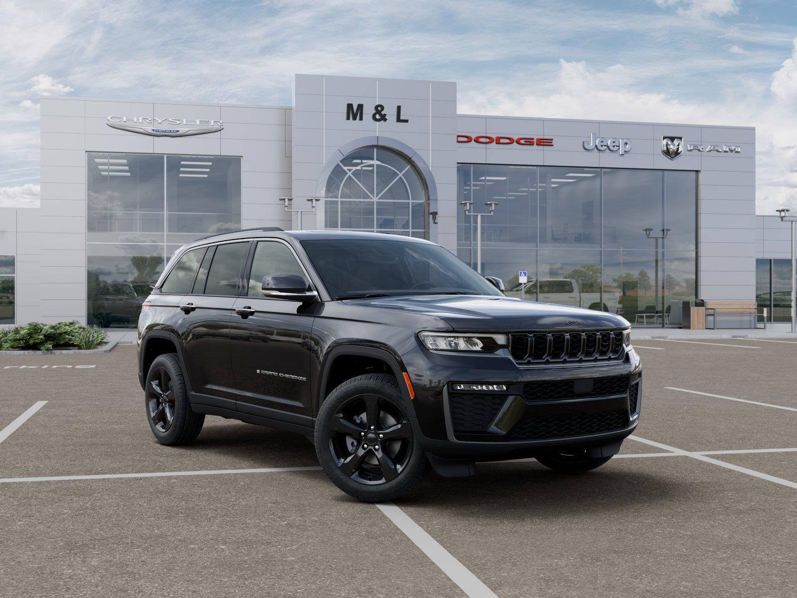 Diamond Black Crystal Pearlcoat 2026 Jeep Grand Cherokee SUV / Crossover Four-Wheel Drive 8-Speed Automatic