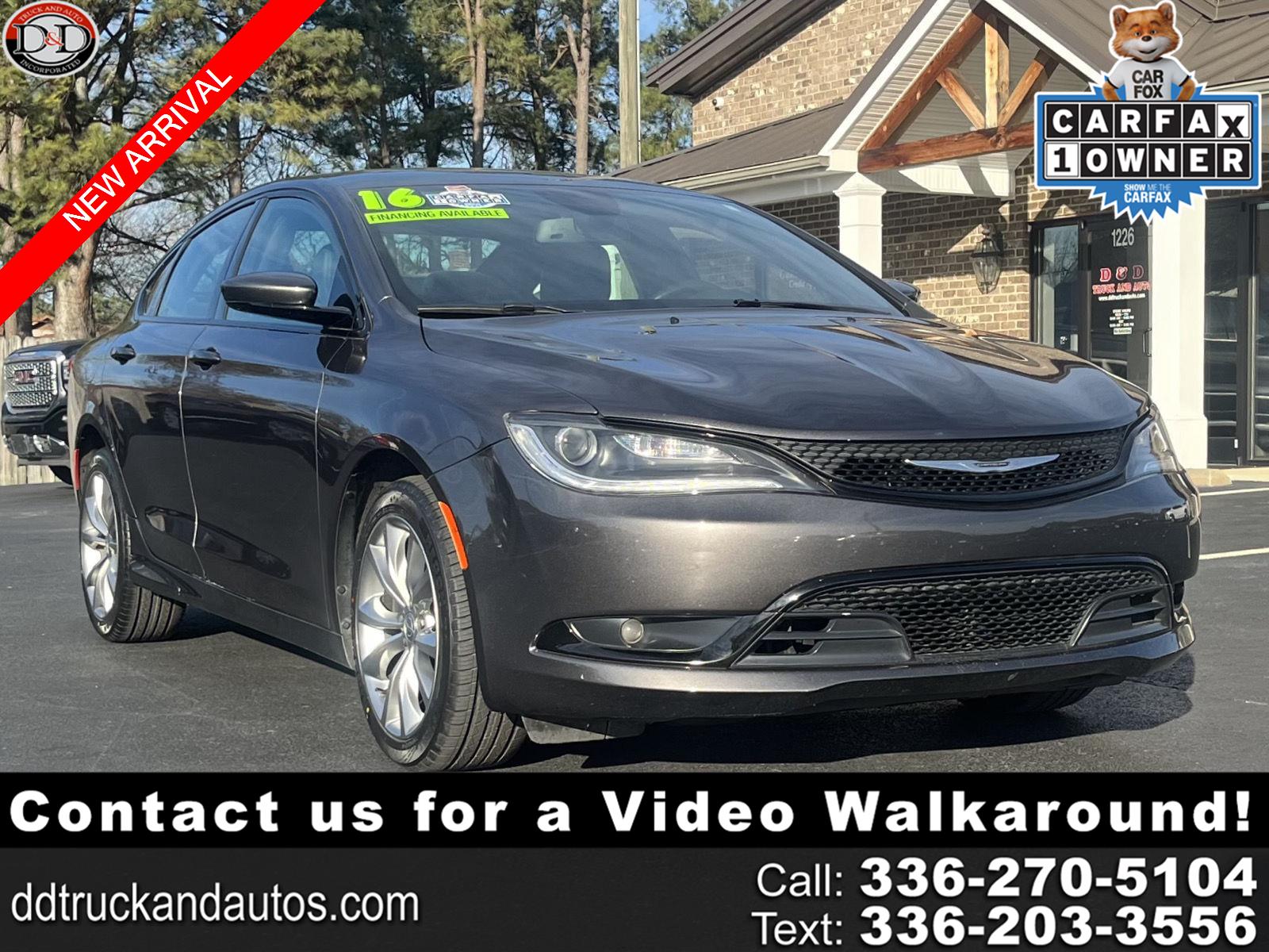 2016 Chrysler 200 S Sedan FWD