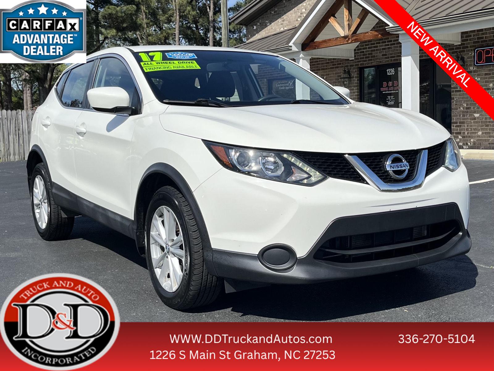 Glacier White 2017 Nissan Rogue Sport S AWD SUV / Crossover All-Wheel Drive Continuously Variable Transmission