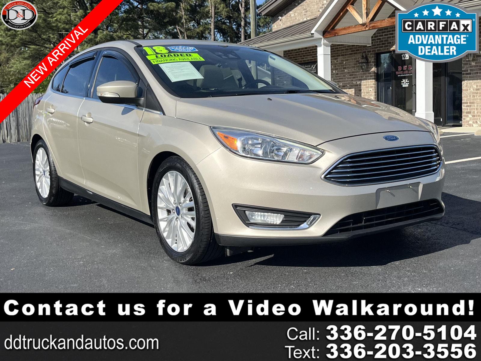White Gold Metallic 2018 Ford Focus Titanium Hatchback Hatchback Front-Wheel Drive 6-Speed Automatic
