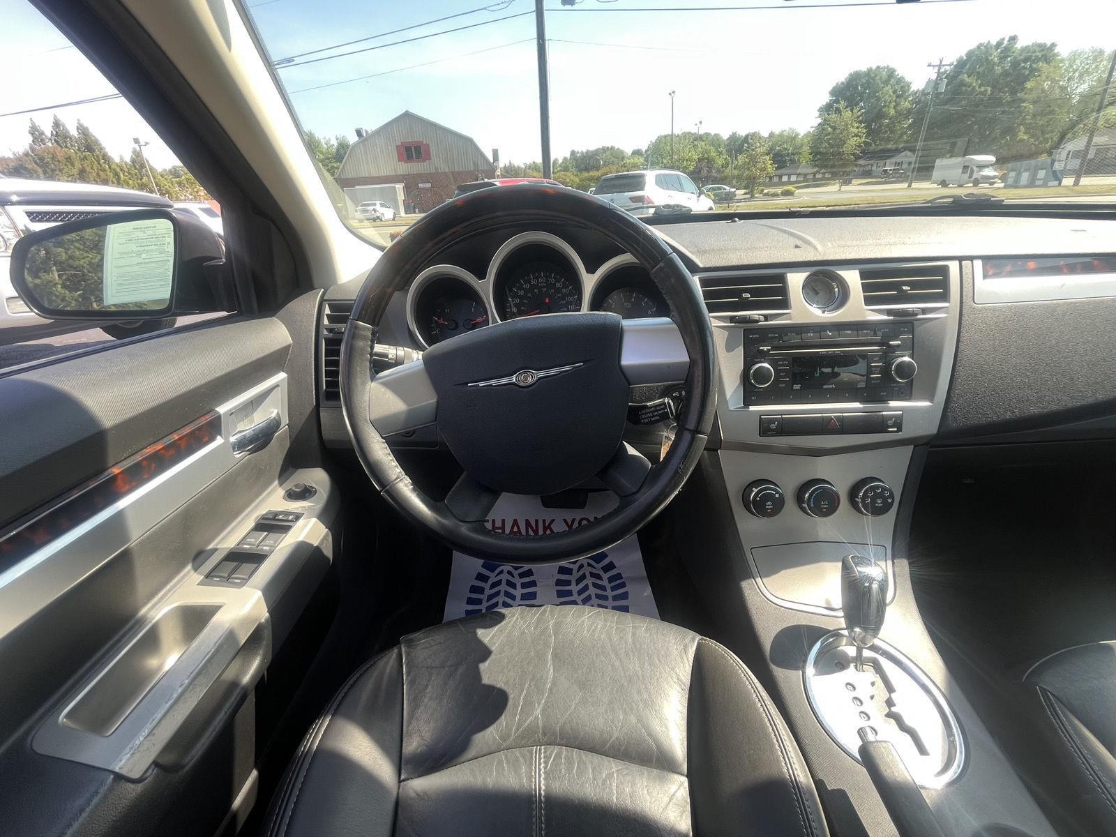 View vehicle photo 4