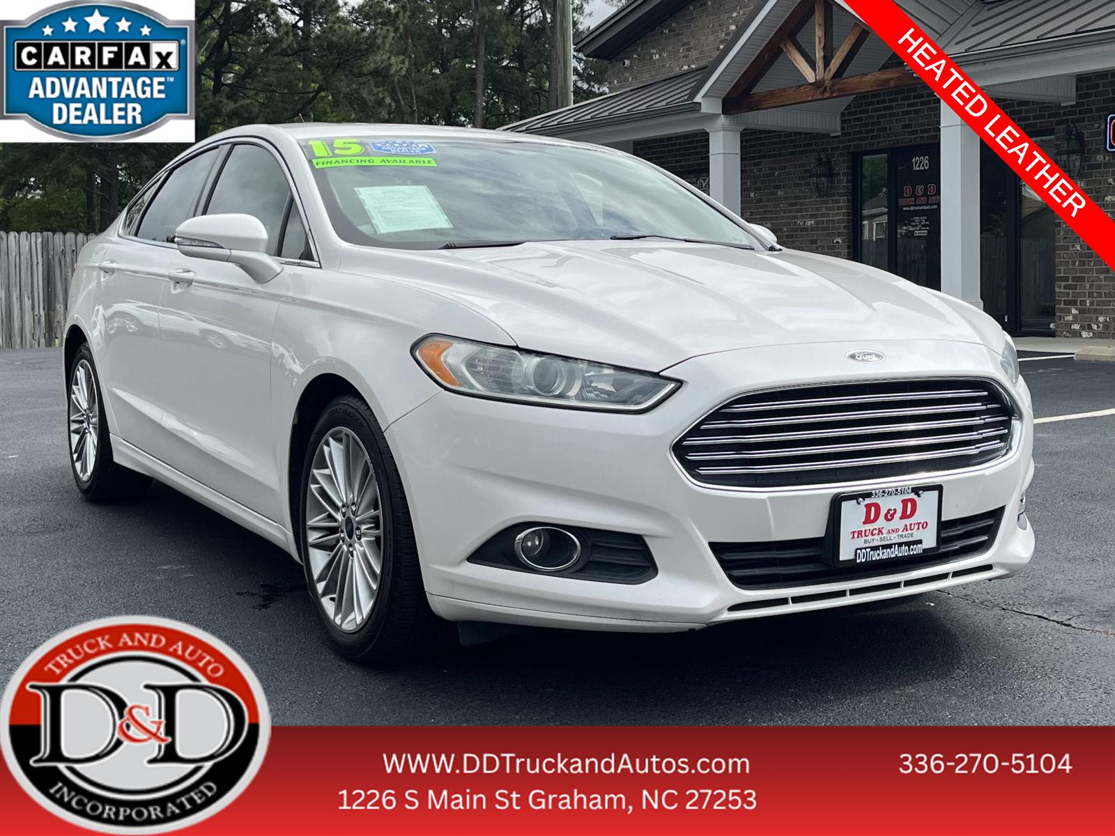 White 2015 Ford Fusion SE Sedan Front-Wheel Drive 6-Speed Automatic