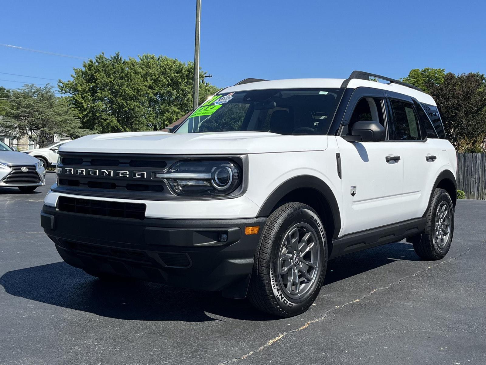 View vehicle photo 4