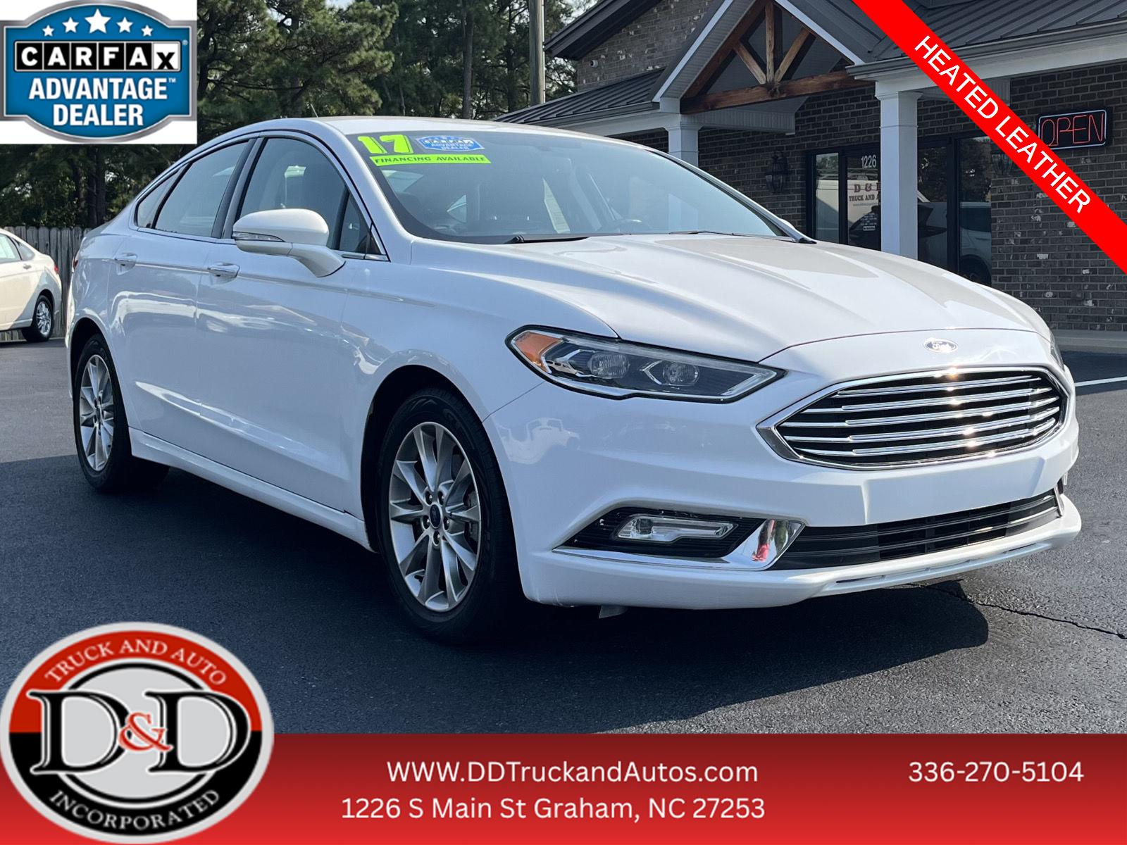 Oxford White 2017 Ford Fusion Sedan Front-Wheel Drive Automatic
