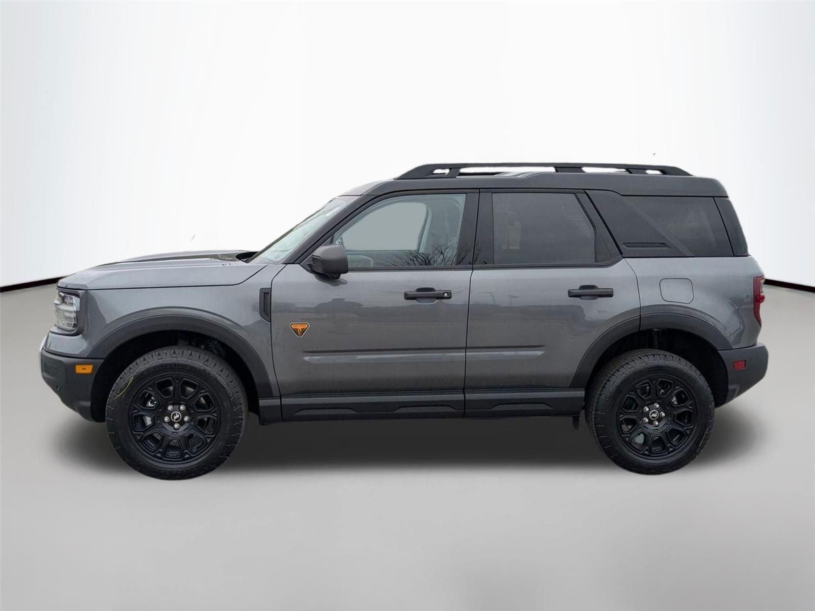 New 2025 Carbonized Gray Metallic Ford Badlands image 10