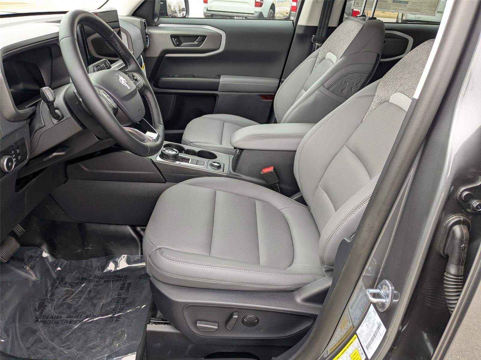 New 2025 Carbonized Gray Metallic Ford Badlands image 14
