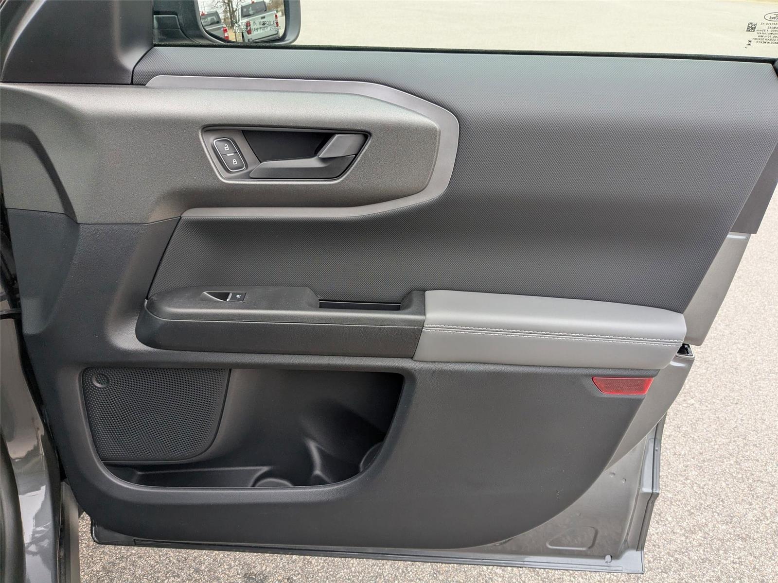 New 2025 Carbonized Gray Metallic Ford Badlands image 36