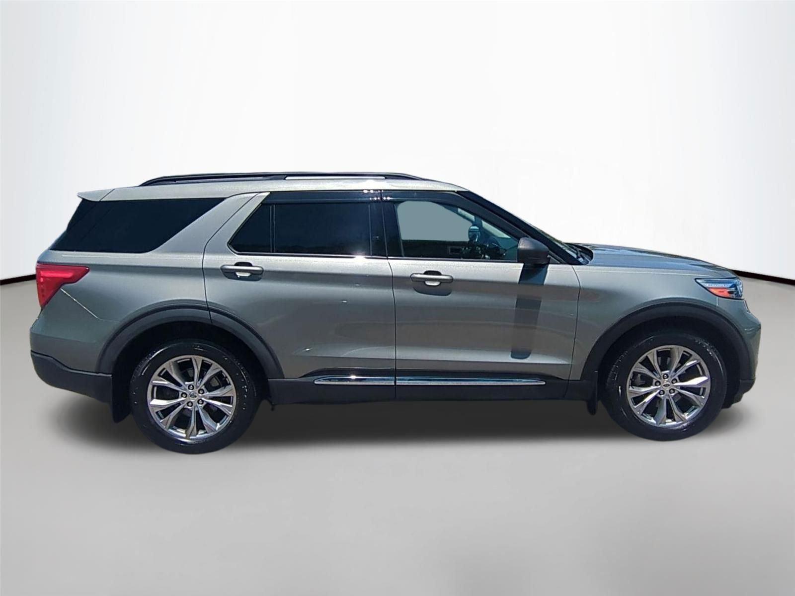 Used 2020 Silver Spruce Ford XLT image 6