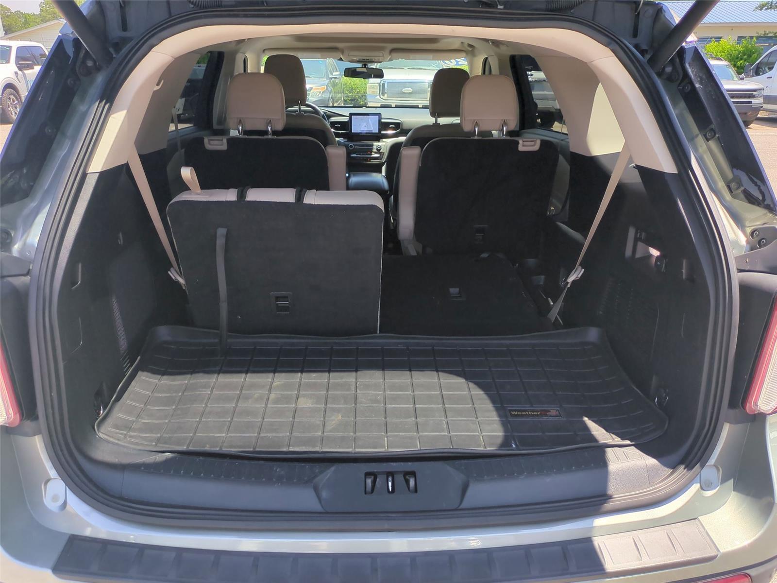 Used 2020 Silver Spruce Ford XLT image 37