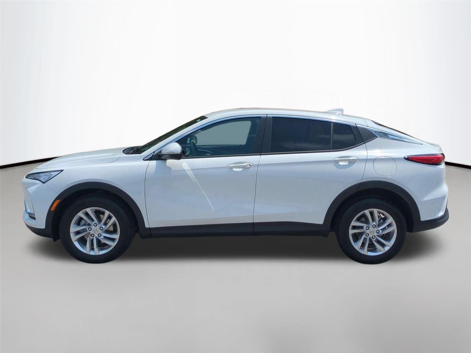 Used 2025 Summit White Buick Preferred image 2