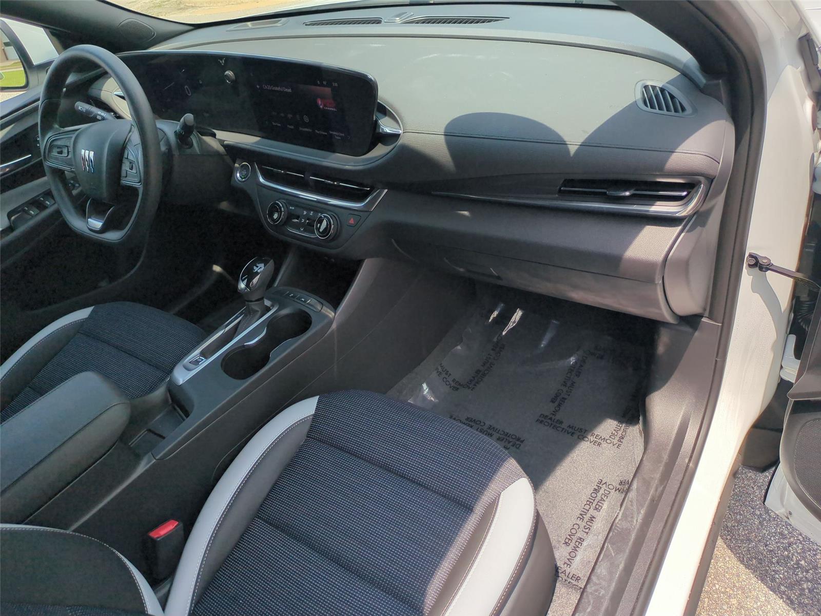 Used 2025 Summit White Buick Preferred image 37