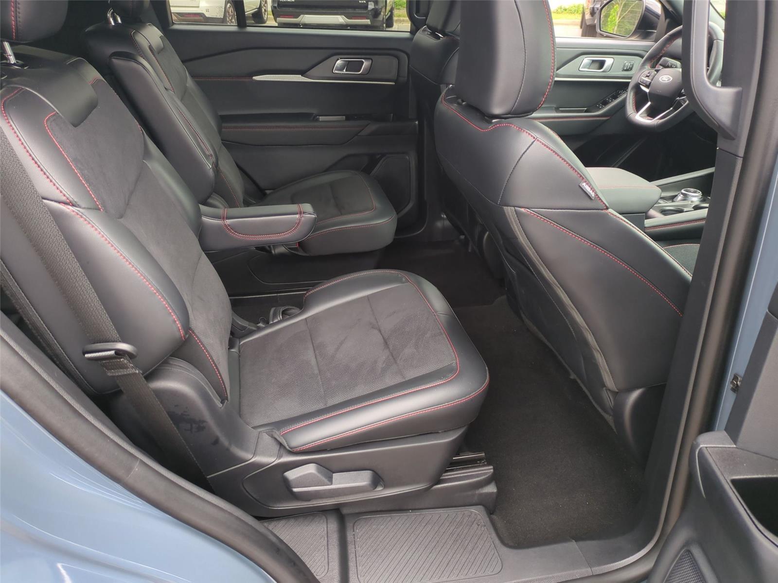Used 2025 Vapor Blue Ford ST image 38