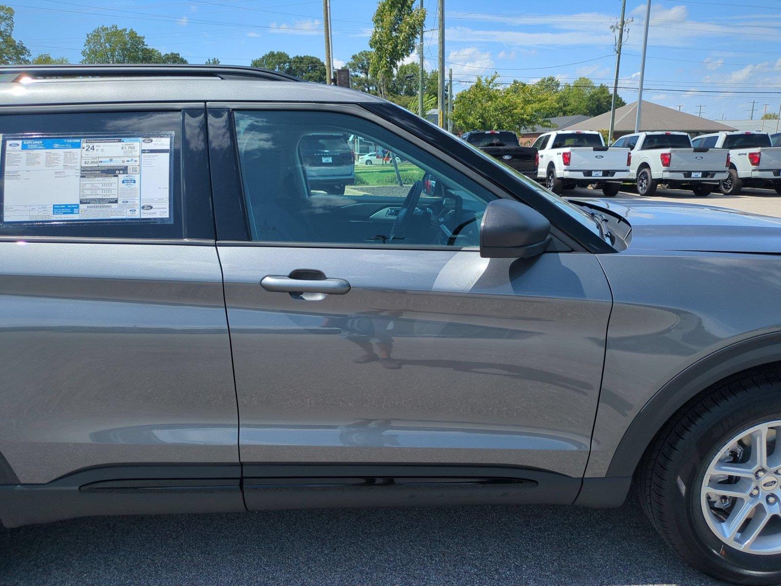 New 2026 Carbonized Gray Ford Active w/200A Pkg image 37