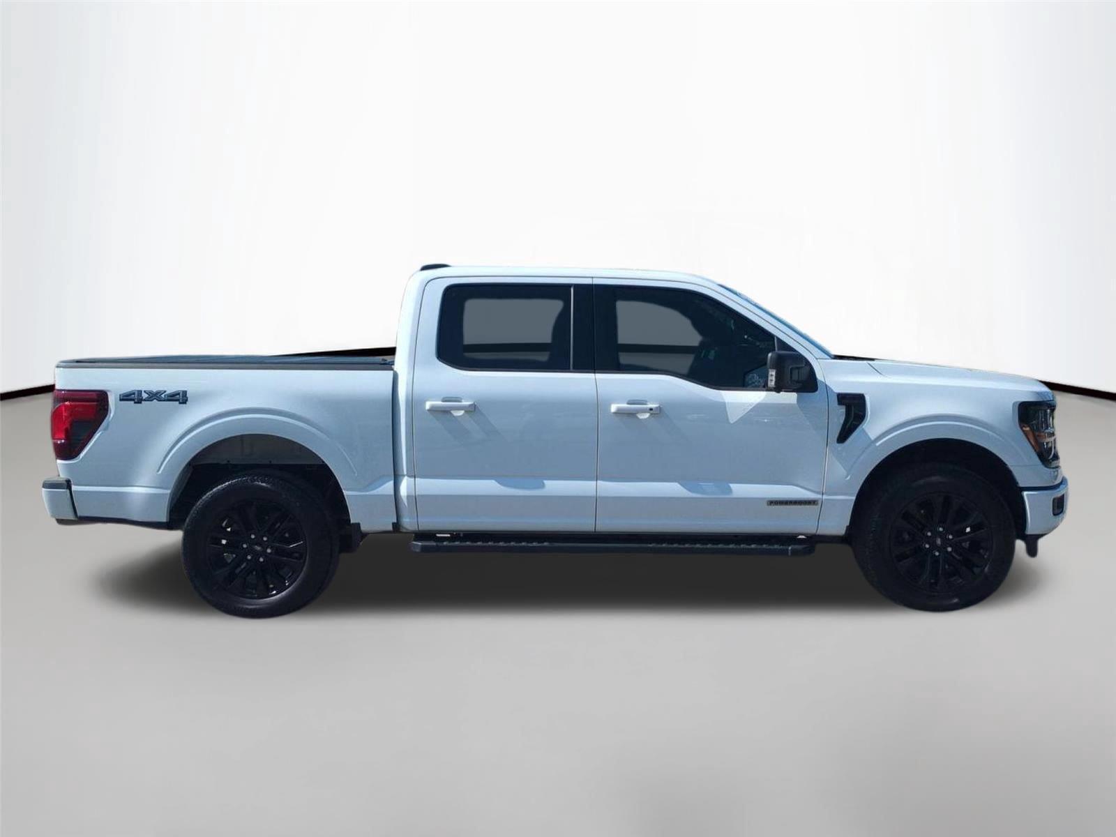 Used 2024 Oxford White Ford XLT image 6