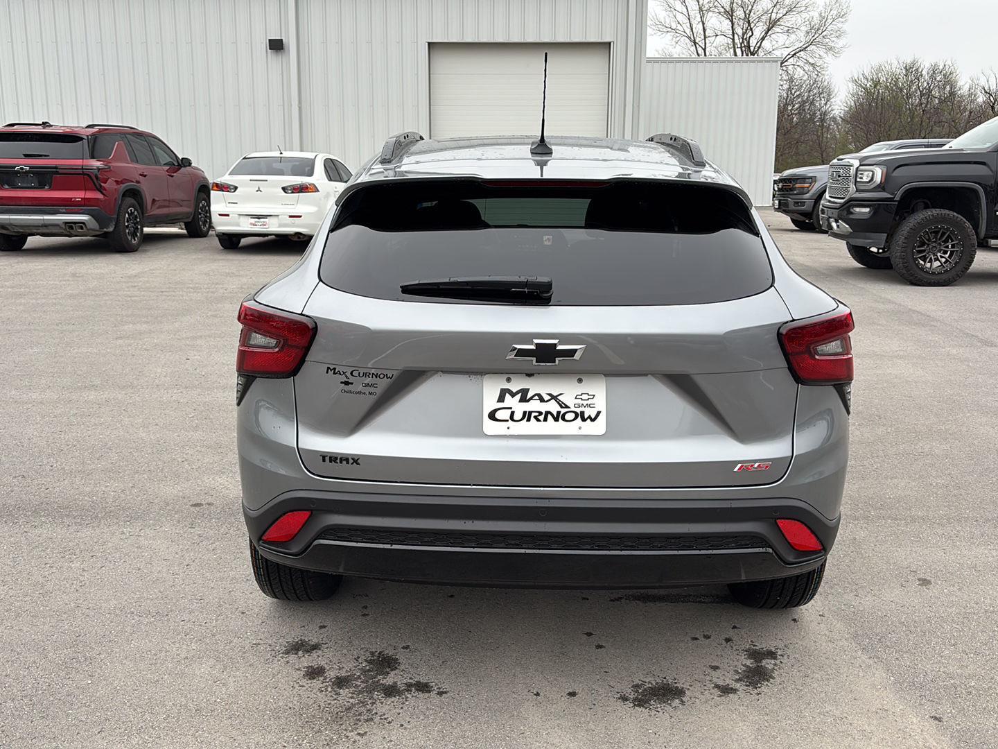 View vehicle photo 4