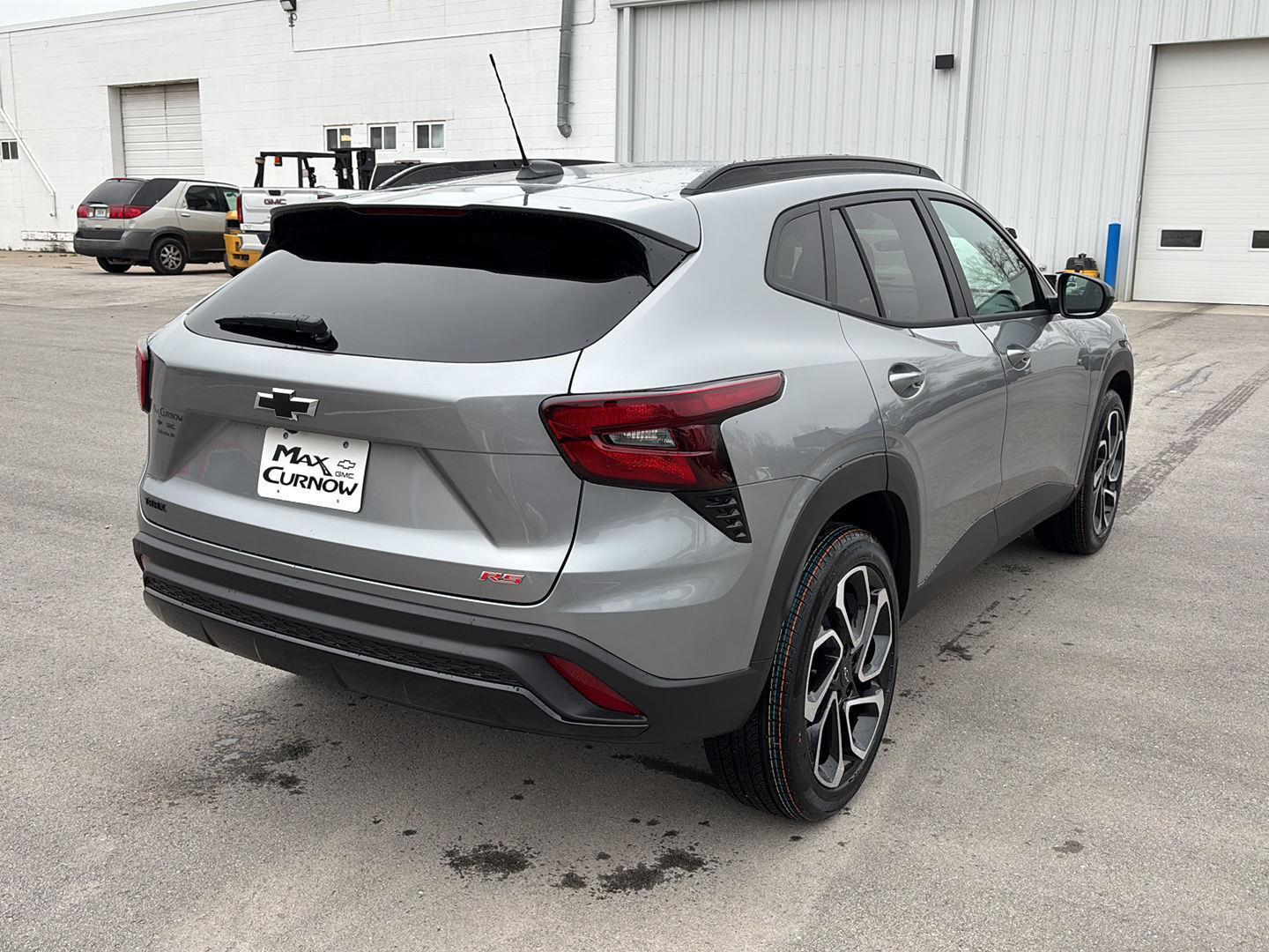 View vehicle photo 5