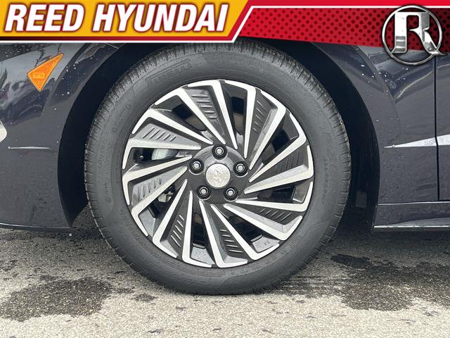 2023 Hyundai Sonata Hybrid SEL 2