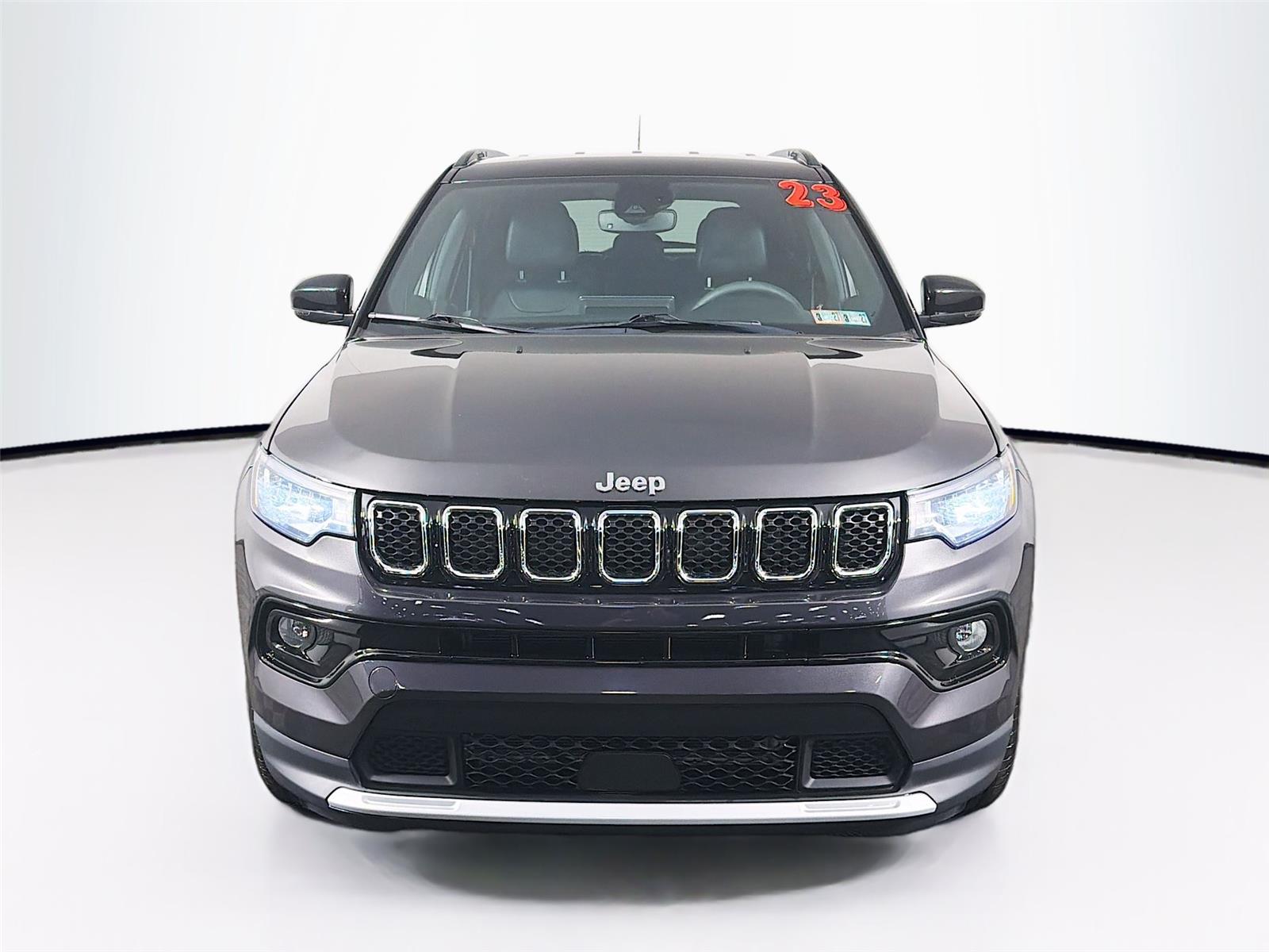 View vehicle photo 2