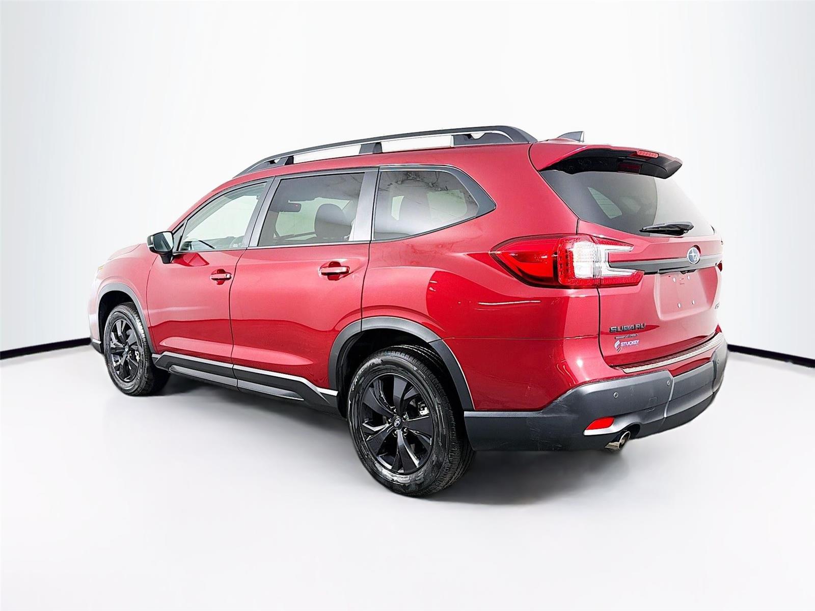 View vehicle photo 5