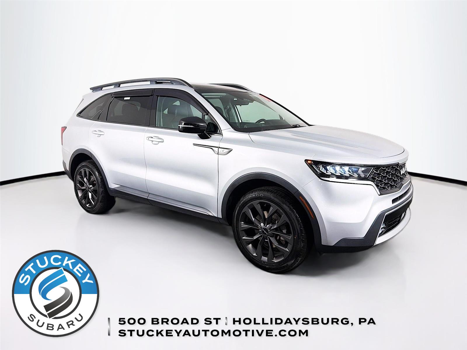 Sparkling Silver 2022 Kia Sorento SUV / Crossover All-Wheel Drive 8-Speed Automatic