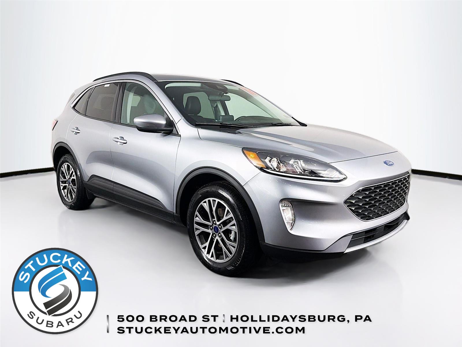 Iconic Silver 2022 Ford Escape SUV / Crossover All-Wheel Drive 8-Speed Automatic