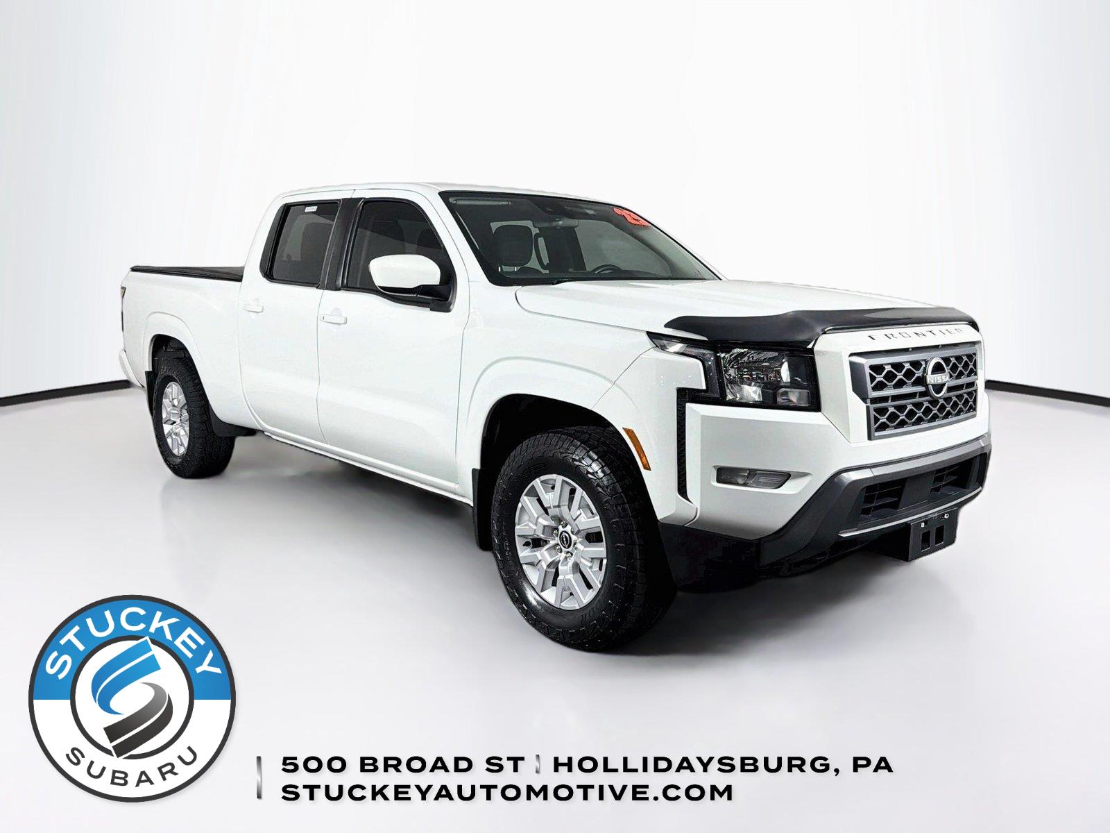 Glacier White 2023 Nissan Frontier Pickup Truck Four-Wheel Drive Automatic