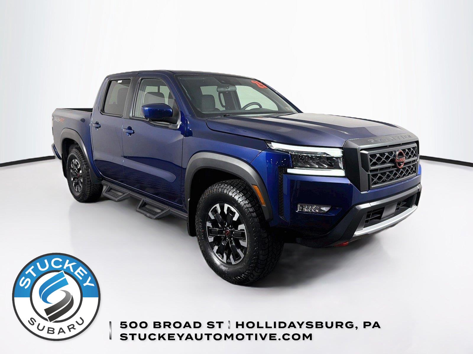 Deep Blue Pearl 2023 Nissan Frontier Pickup Truck Four-Wheel Drive Automatic