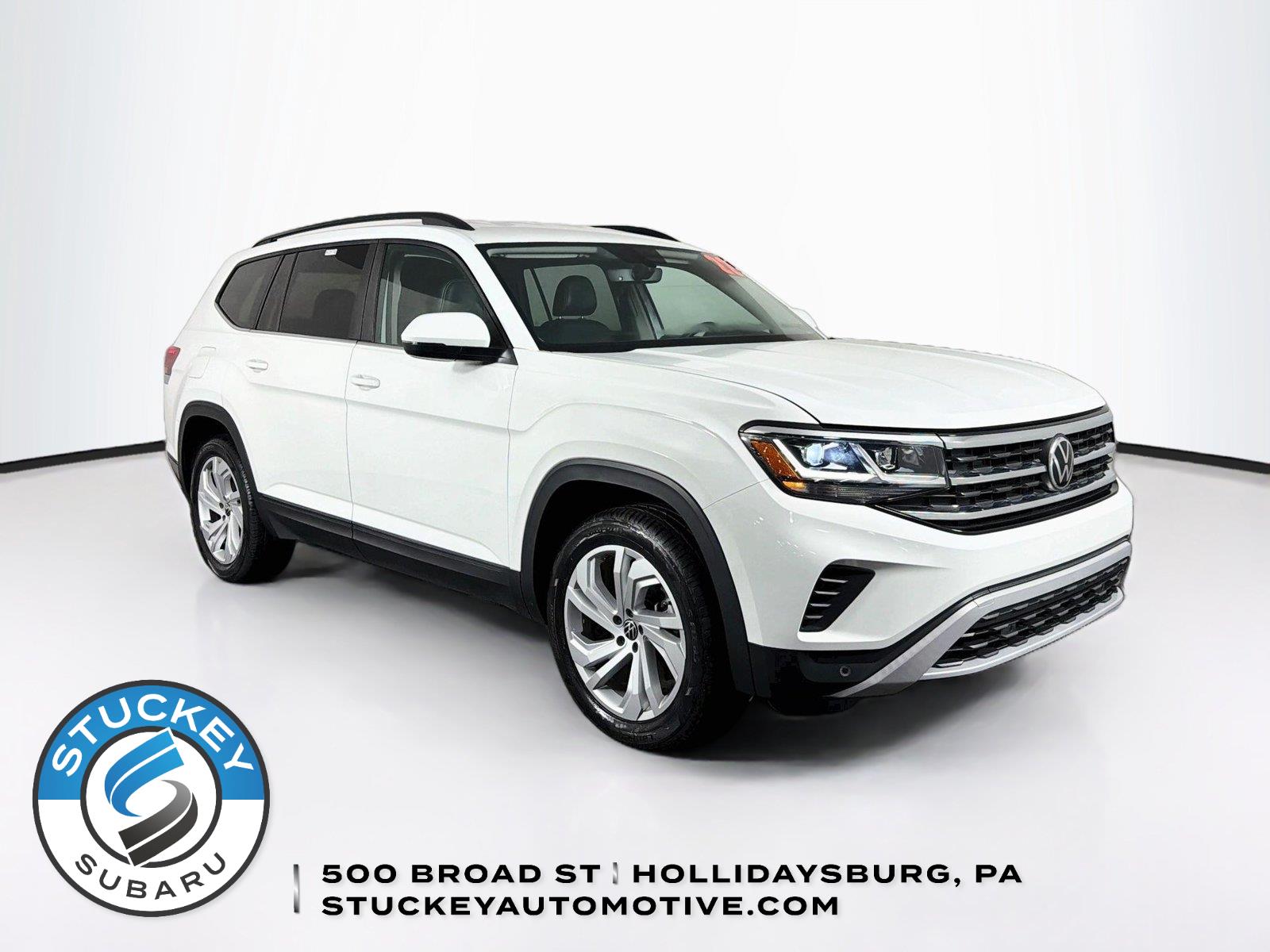 Pure White 2022 Volkswagen Atlas SUV / Crossover All-Wheel Drive Automatic