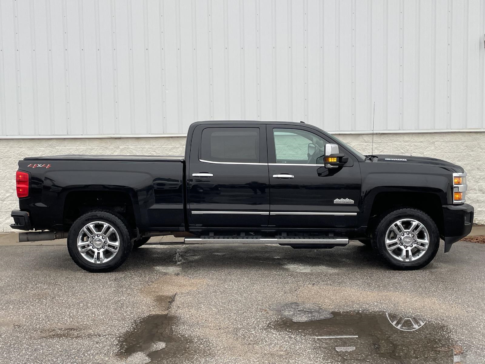 Used 2018 Chevrolet Silverado 2500HD High Country Crew Cab Truck for sale in Lincoln NE