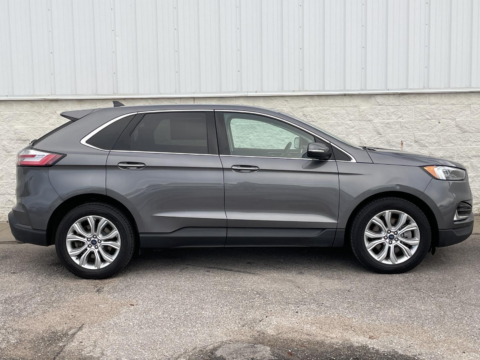 Used 2022 Ford Edge Titanium SUV for sale in Lincoln NE