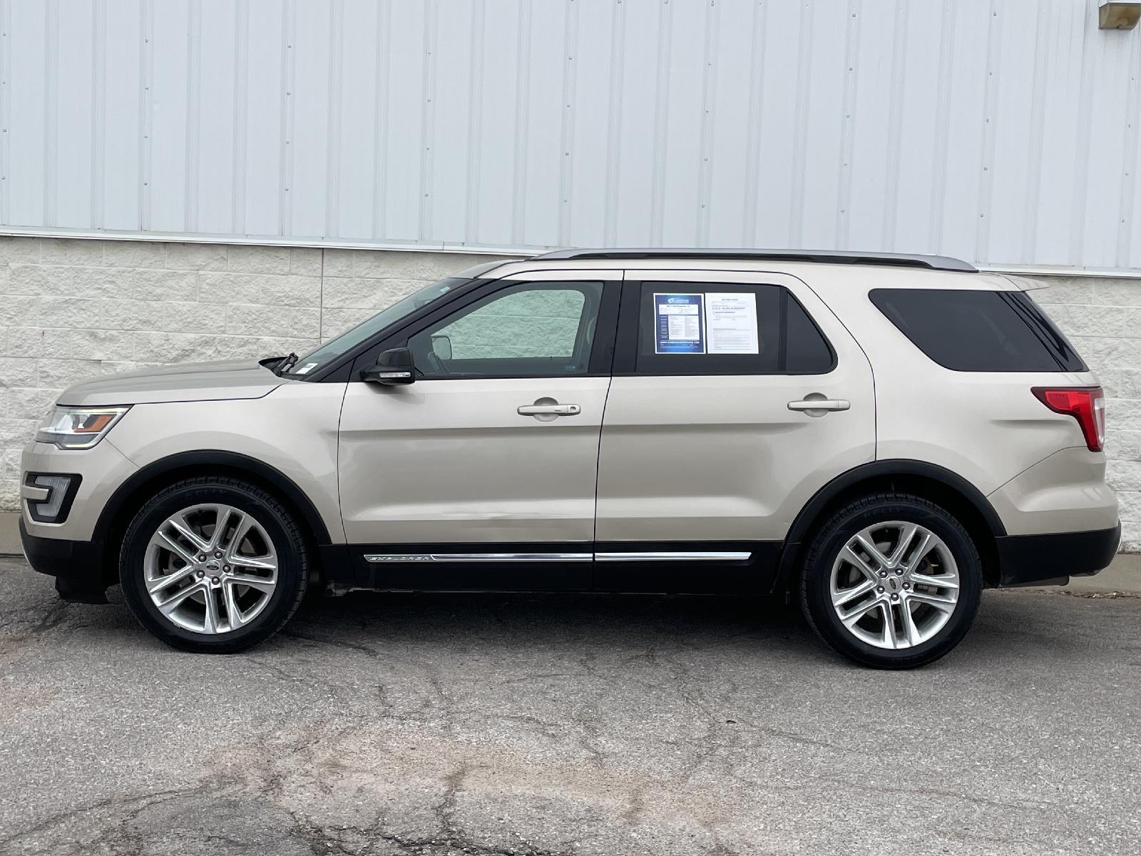 Used 2017 Ford Explorer XLT SUV for sale in Lincoln NE