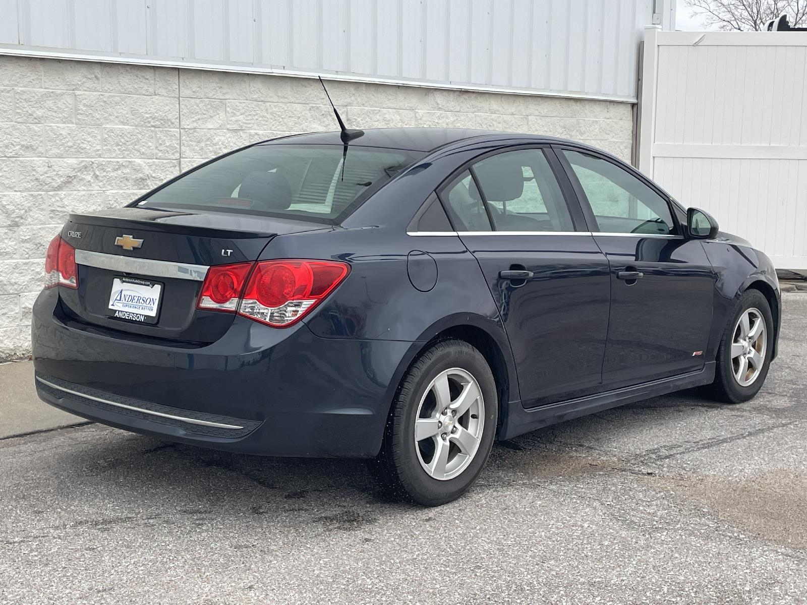 Used 2014 Chevrolet Cruze 1LT Sedan for sale in Lincoln NE