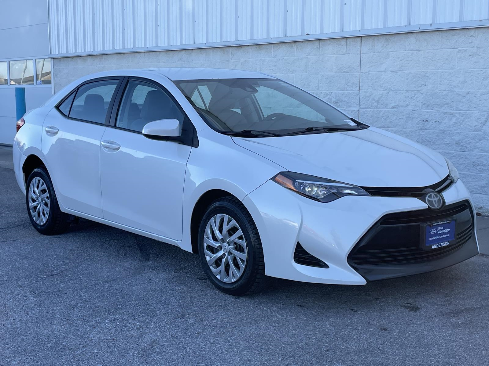 Used 2018 Toyota Corolla LE Sedan for sale in Lincoln NE